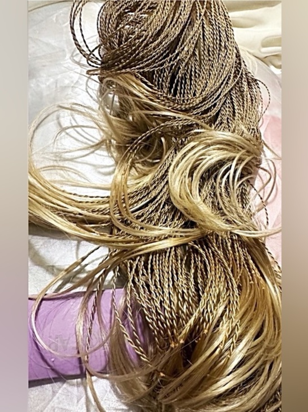 🆕SO.CAP Young Line Camilla Gold Wavy Hair Clip Extensions with Cascading Curls - Picture 2 of 10